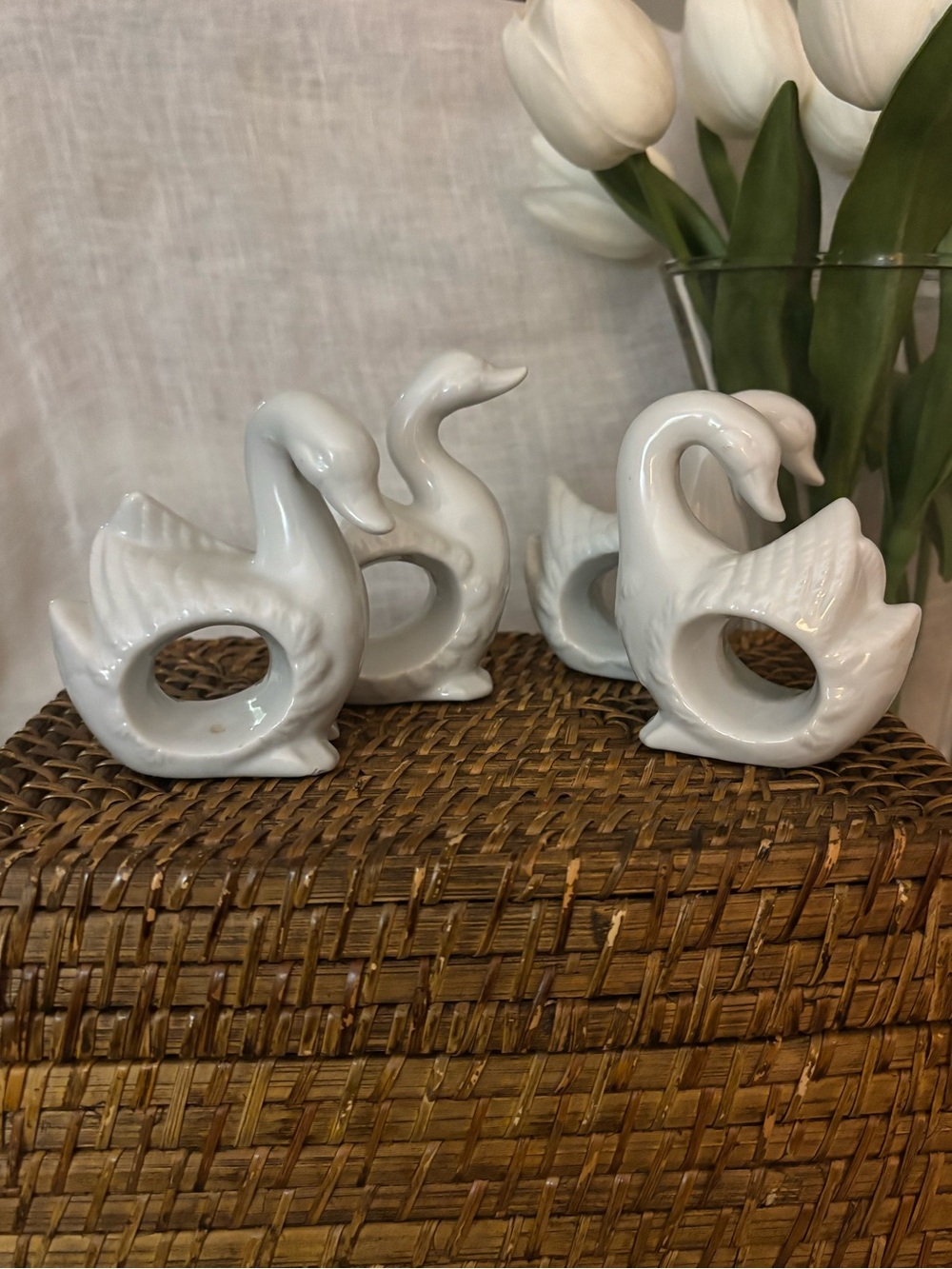 Set of 4 White Ceramic Swan Napkin Rings